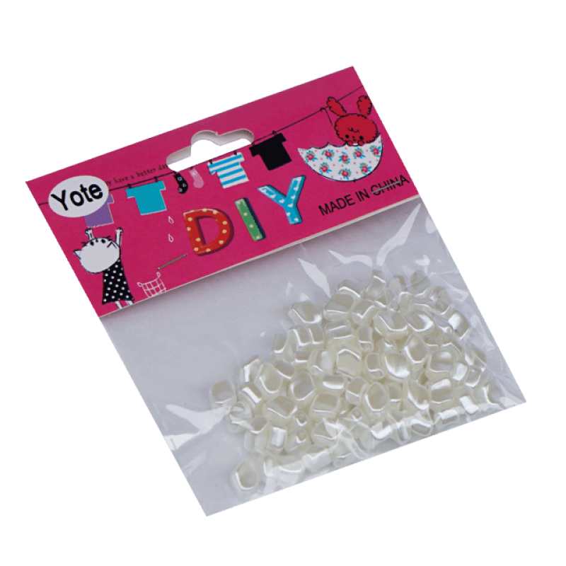 Accesorii pentru craft - perlute mici cu forme, albe, 15 G*12 pungute/set